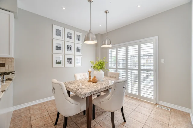 45 Retreat Boulevard, Woodbridge - photo 17