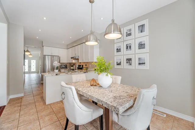 45 Retreat Boulevard, Woodbridge - photo 18
