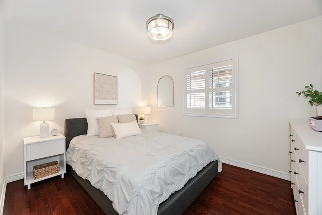45 Retreat Boulevard, Woodbridge - photo 39