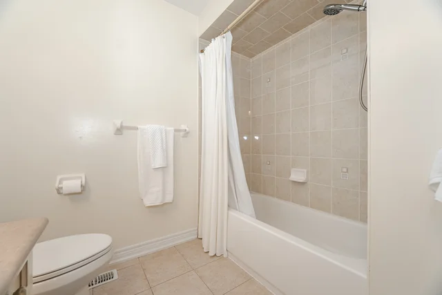 45 Retreat Boulevard, Woodbridge - photo 42