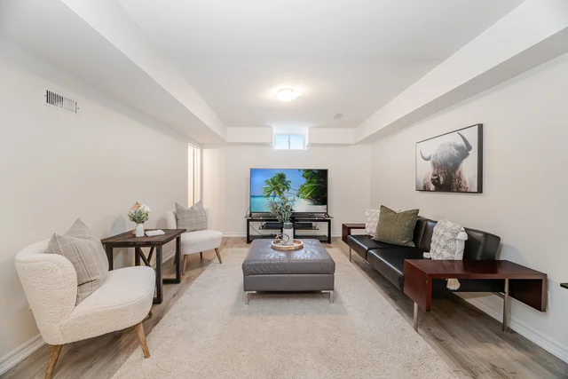 45 Retreat Boulevard, Woodbridge - photo 49