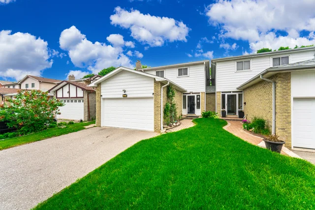 1217 Gloucester Square, Pickering - photo 4
