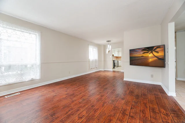 1217 Gloucester Square, Pickering - photo 13