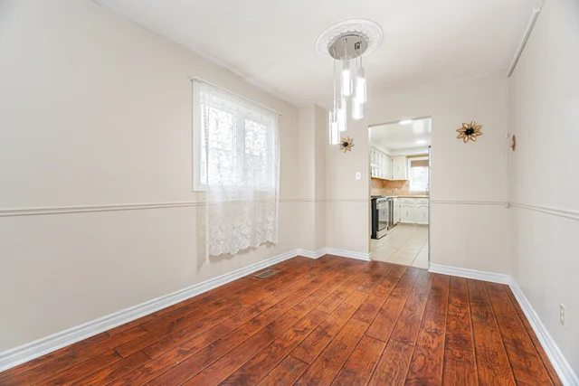 1217 Gloucester Square, Pickering - photo 17