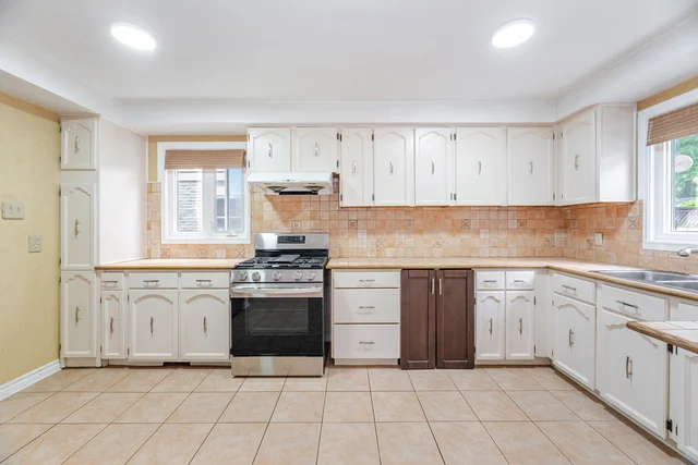 1217 Gloucester Square, Pickering - photo 21