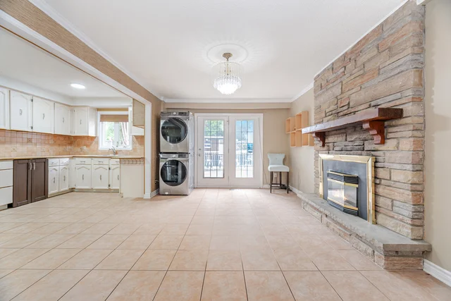 1217 Gloucester Square, Pickering - photo 27