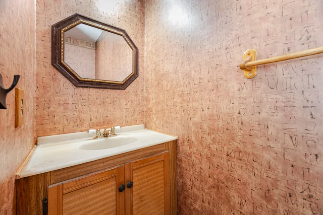 1217 Gloucester Square, Pickering - photo 32