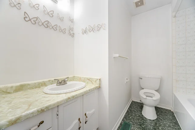 1217 Gloucester Square, Pickering - photo 48