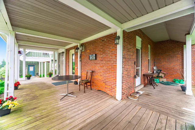 965 Metler Road, Fenwick - photo 57