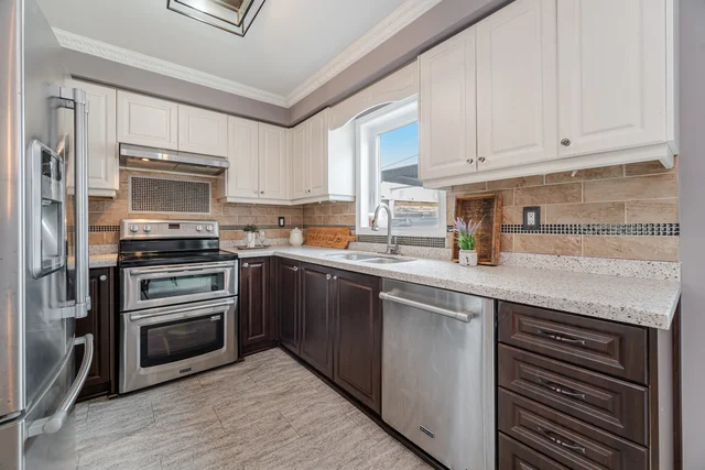 7267 Windbreak Court, Mississauga - photo 17