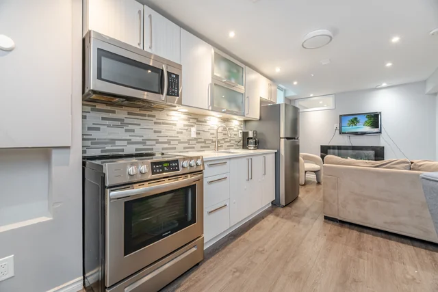 7267 Windbreak Court, Mississauga - photo 41