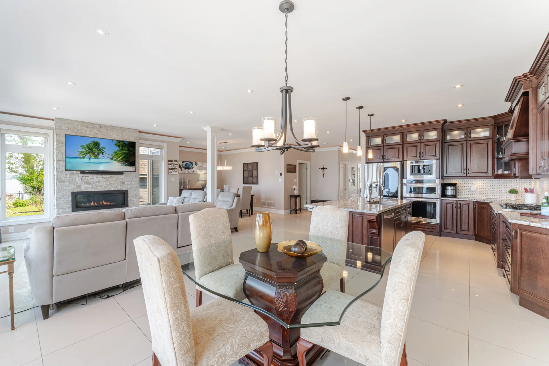 3342424