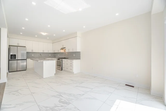 114 Heritage Street, Bradford - photo 21