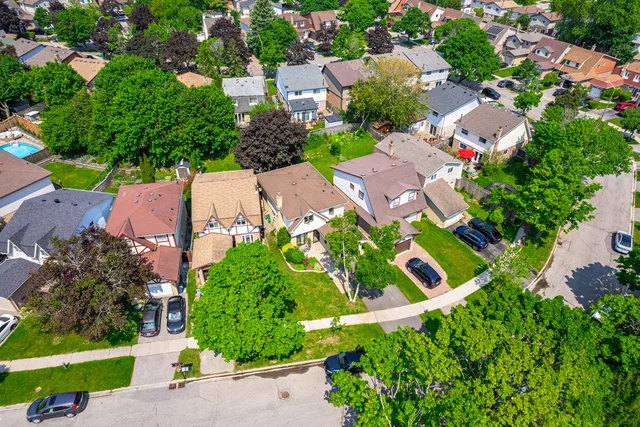 541 Creekview Circle, Pickering - photo 2