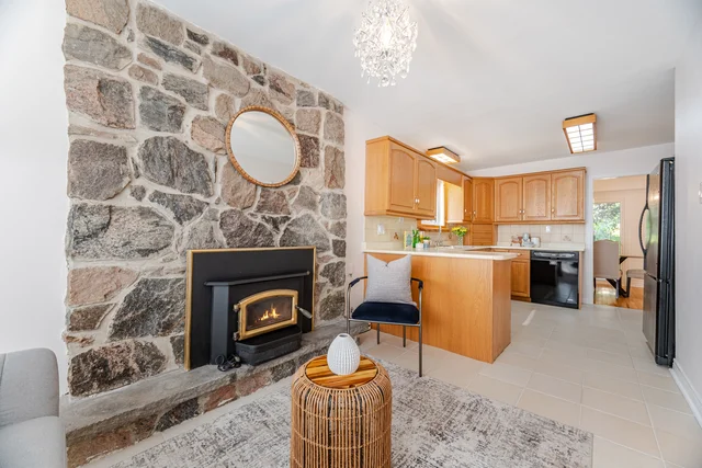 541 Creekview Circle, Pickering - photo 31