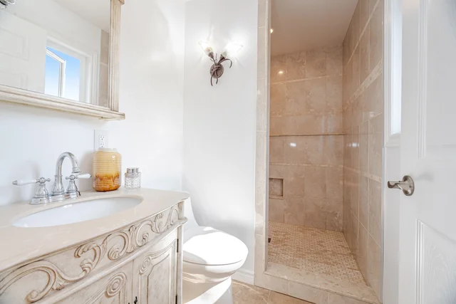 541 Creekview Circle, Pickering - photo 40