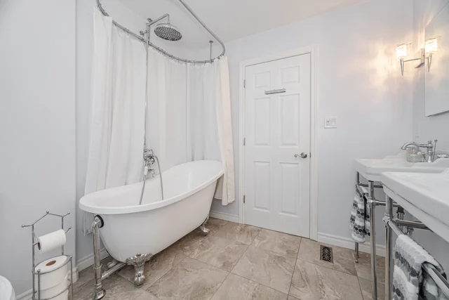 541 Creekview Circle, Pickering - photo 47