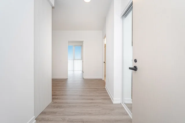 #4806-195 Commerce Street, Vaughan - photo 4