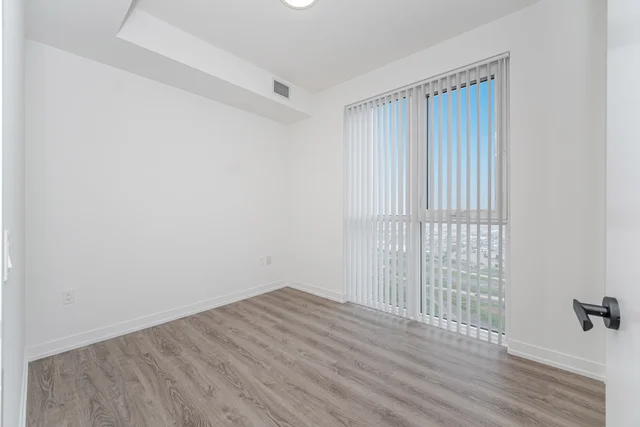 #4806-195 Commerce Street, Vaughan - photo 13