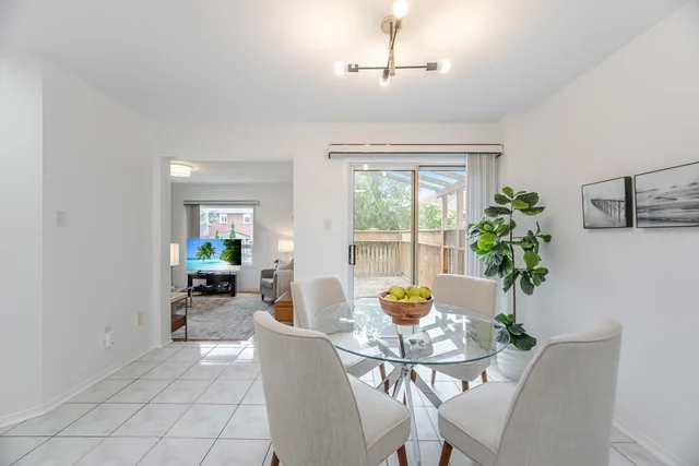 37 Killaloe Crescent, Georgetown - photo 19
