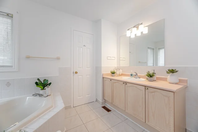 37 Killaloe Crescent, Georgetown - photo 38