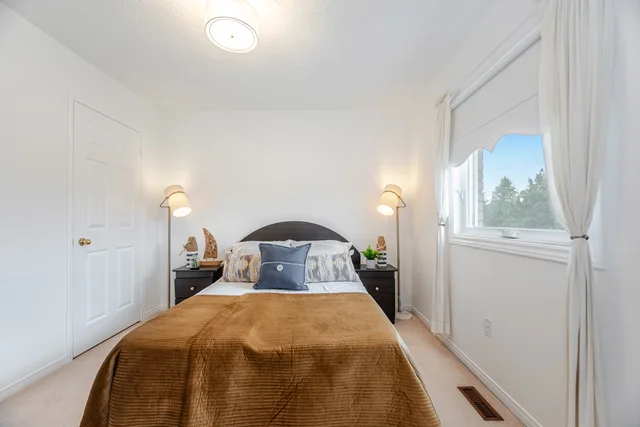 37 Killaloe Crescent, Georgetown - photo 42