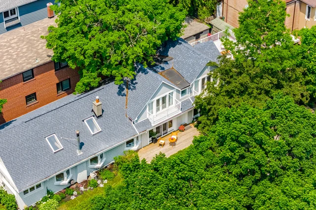 17 Maclean Avenue, Toronto - photo 1