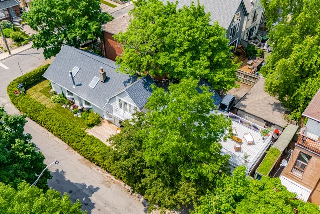 17 Maclean Avenue, Toronto - photo 4