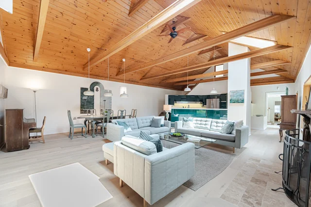 17 Maclean Avenue, Toronto - photo 11