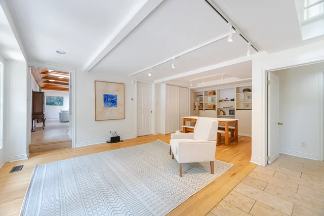 17 Maclean Avenue, Toronto - photo 24