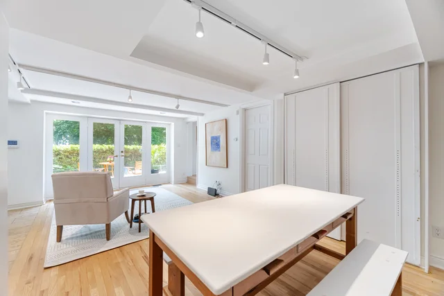 17 Maclean Avenue, Toronto - photo 26
