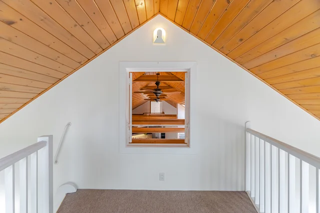 17 Maclean Avenue, Toronto - photo 36