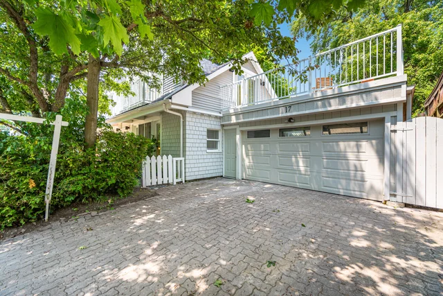 17 Maclean Avenue, Toronto - photo 64