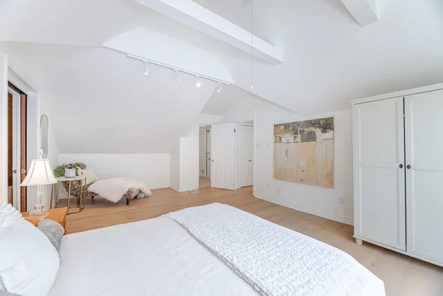 17 Maclean Avenue, Toronto - photo 55