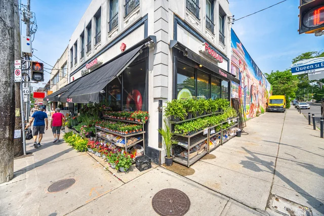 17 Maclean Avenue, Toronto - photo 96