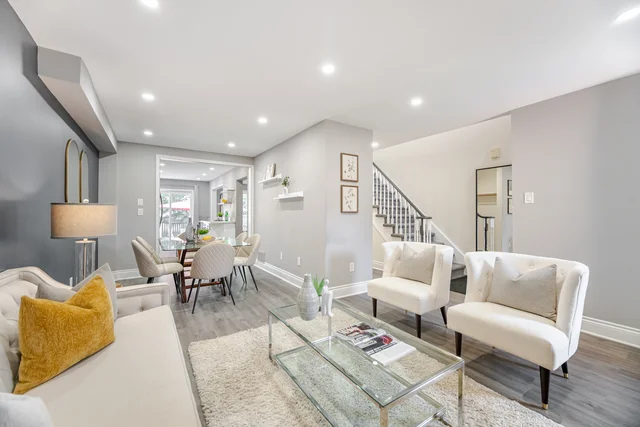 27 Farmers Avenue, Ajax - photo 11