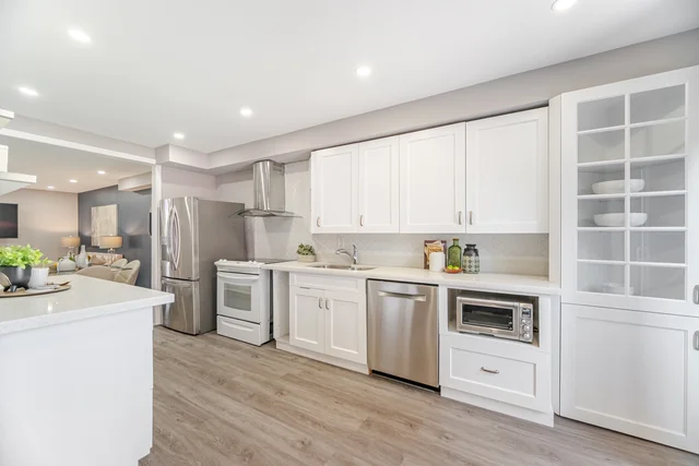 27 Farmers Avenue, Ajax - photo 16