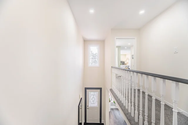 27 Farmers Avenue, Ajax - photo 24