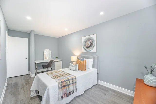 27 Farmers Avenue, Ajax - photo 33