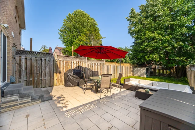 27 Farmers Avenue, Ajax - photo 42
