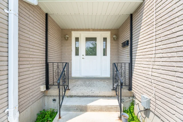 50 Albemarle Street, Brantford - photo 5