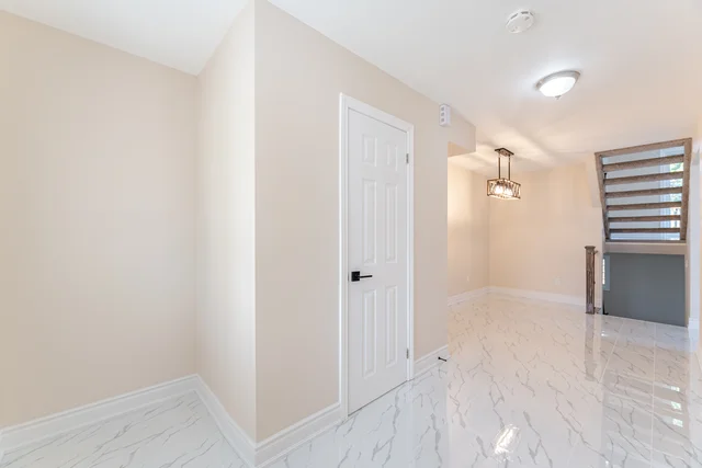 50 Albemarle Street, Brantford - photo 7