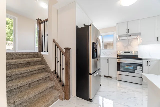 50 Albemarle Street, Brantford - photo 14