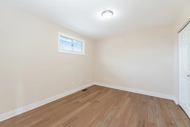 50 Albemarle Street, Brantford - photo 22