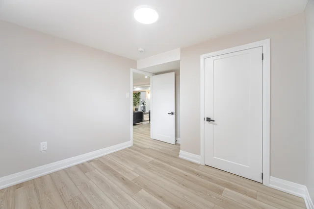 121 Lower Horning Road, Hamilton - photo 56