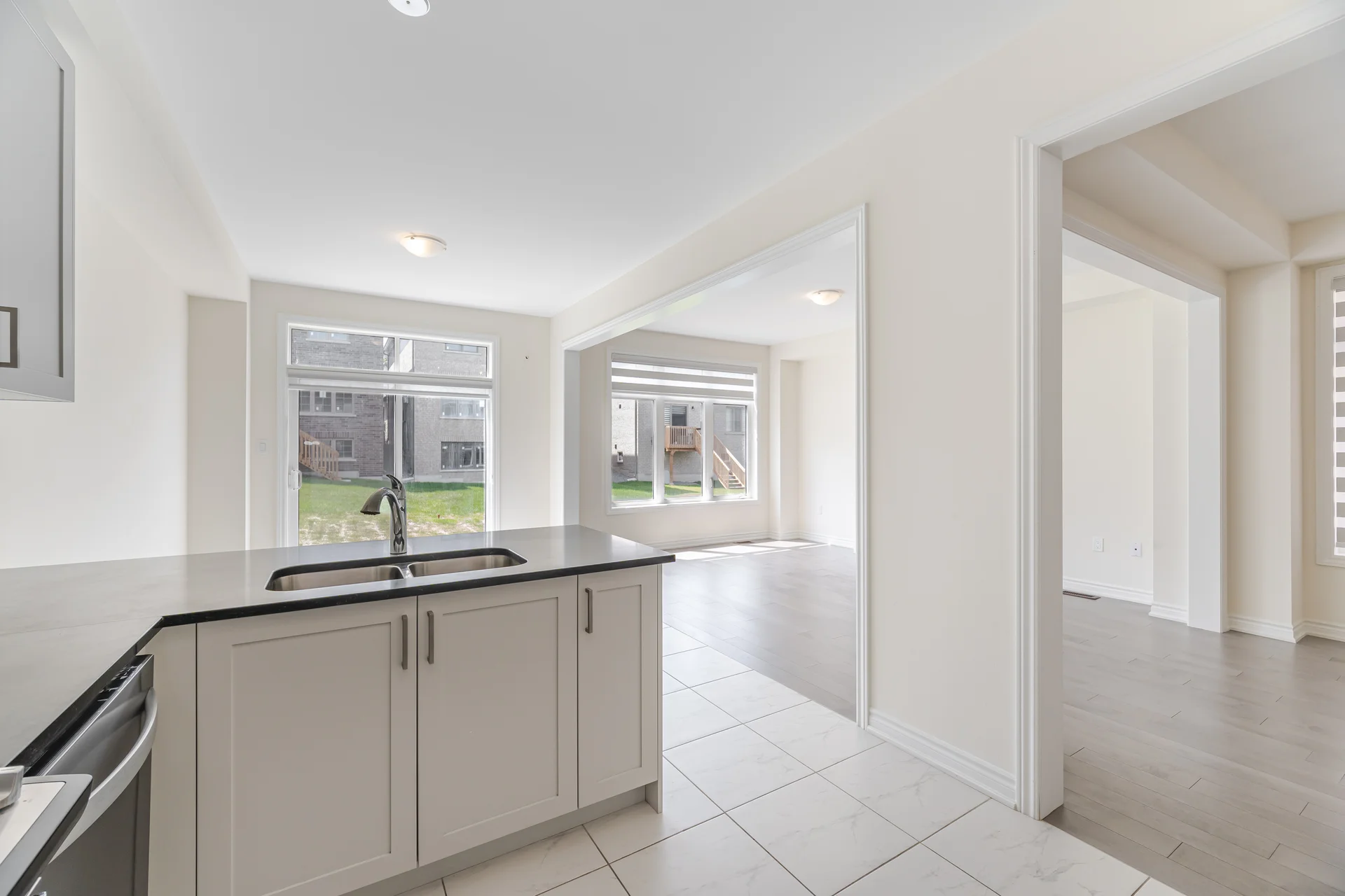 9 Kentledge Avenue, East Gwillimbury - photo 24