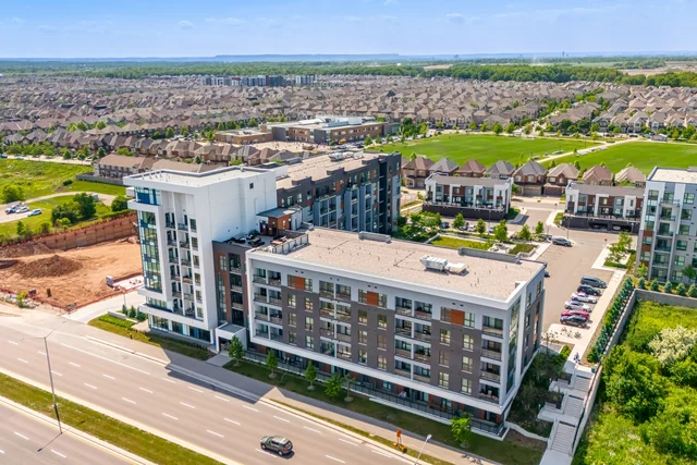 #613-95 Dundas Street West, Oakville - photo 3