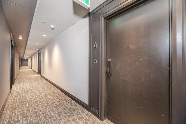 #613-95 Dundas Street West, Oakville - photo 11