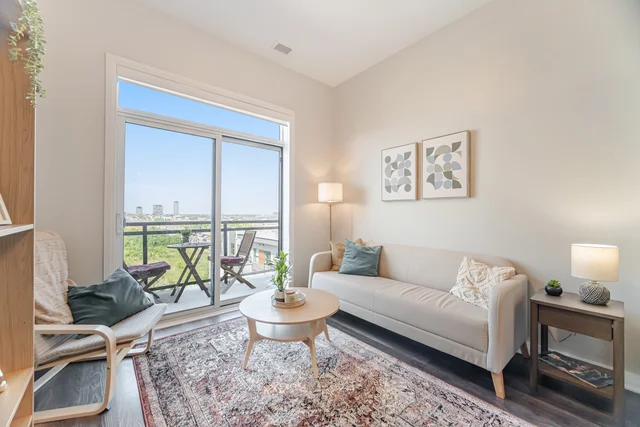 #613-95 Dundas Street West, Oakville - photo 21