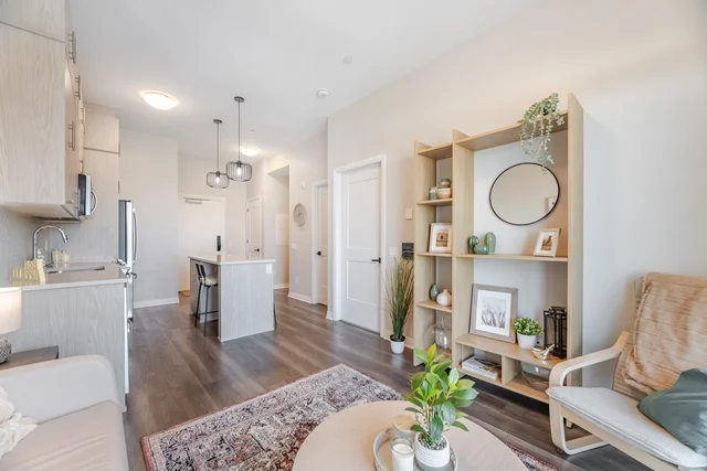 #613-95 Dundas Street West, Oakville - photo 23